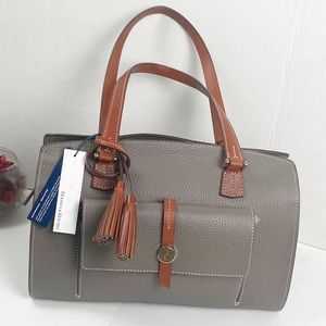 💥 Dooney & Bourke Shoulder Bag 💥